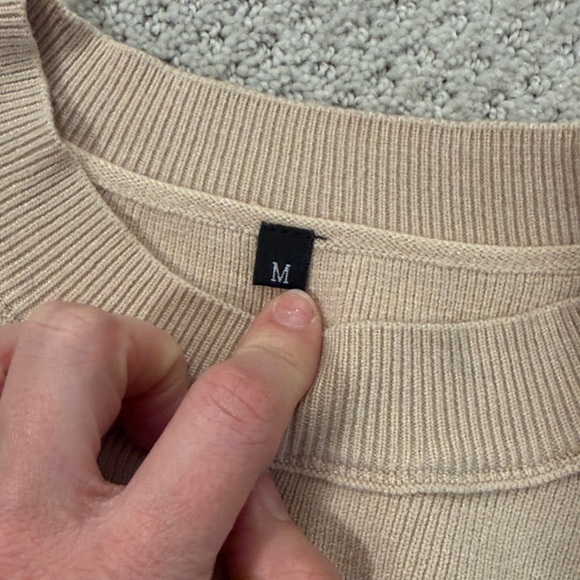 Cropped Knit Ribbed Sweater - Picture 3 of 11